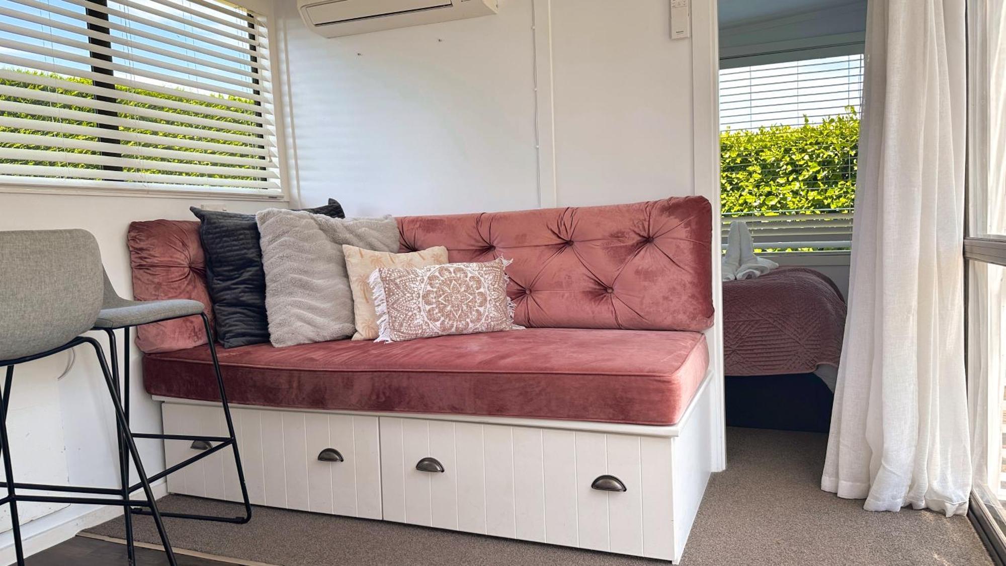 Rustling Oaks Nz Tropical Tiny House Vila Tamahere Exterior foto